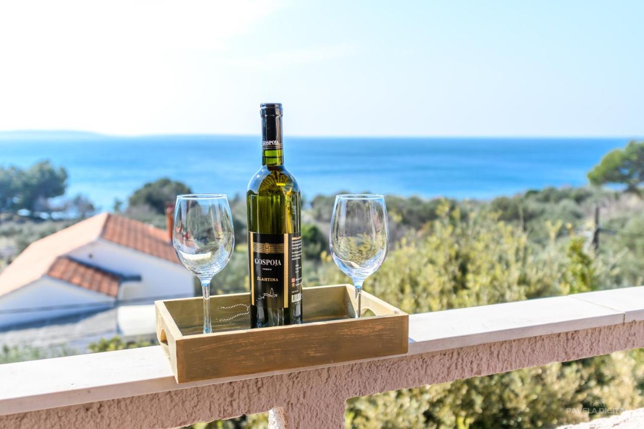 Sobe I Apartman Mareta Miholascica Exterior foto