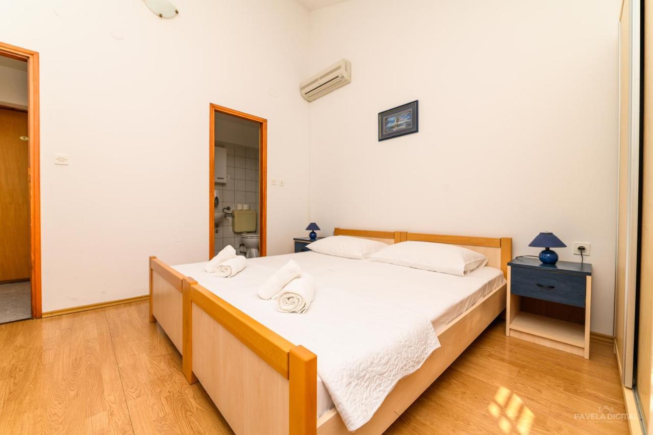 Sobe I Apartman Mareta Miholascica Exterior foto