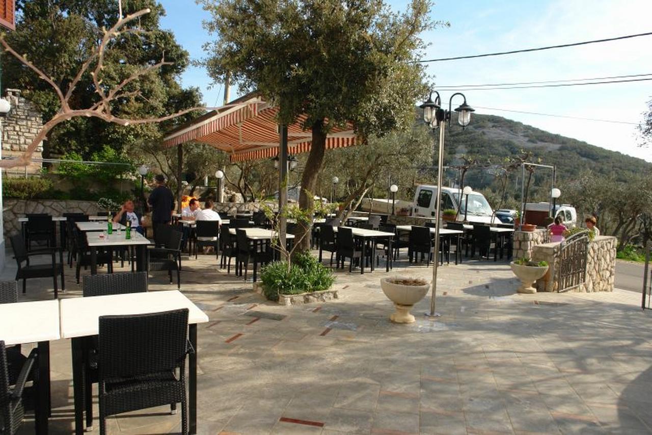 Sobe I Apartman Mareta Miholascica Exterior foto